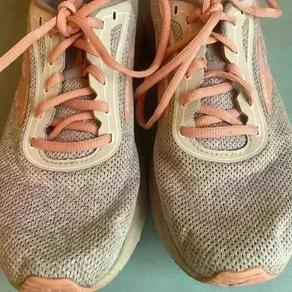 Brooks Anthem 3 Running Sneaker Women's Size 8.5 Gray Pink Peach Coral - Picture 7 of 12